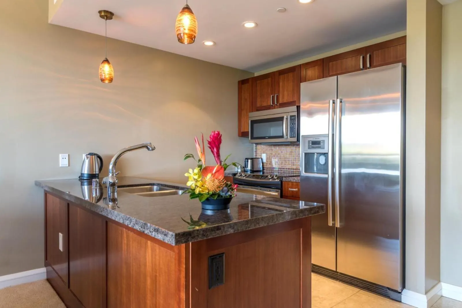 Kbm Resorts Free Car Honua Kai Konea Hkk-524 Extra Large Mountain View Kaanapali Apartment